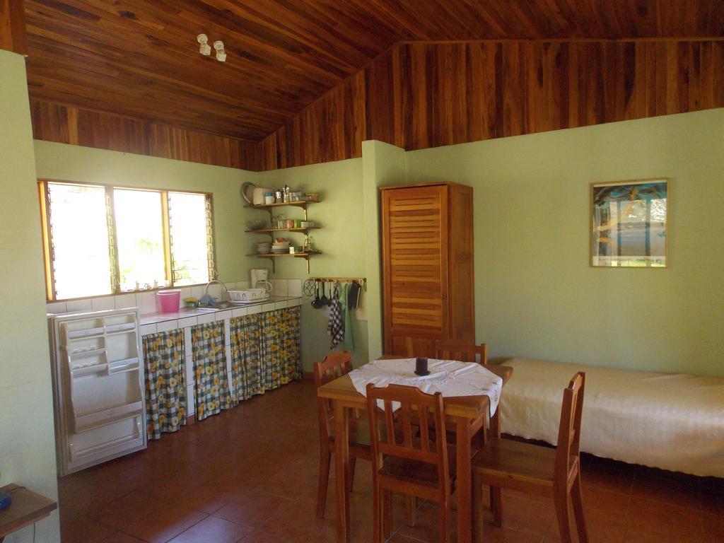 أتيناس El Paraiso Verde B&B الغرفة الصورة